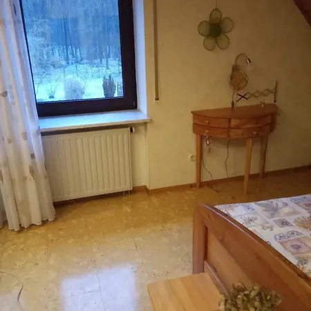 Przy A4 Dabrowa Boleslawiecka